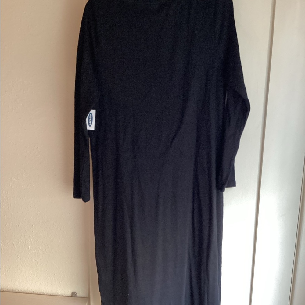 Large long sleeve classic Black Dress